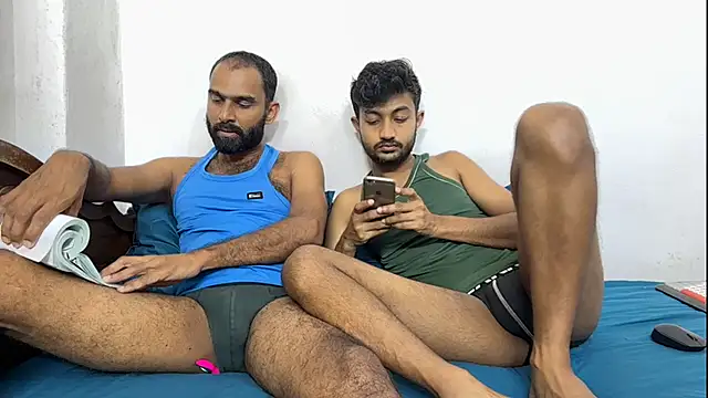 DesiDaddyandSon webkamerás műsora