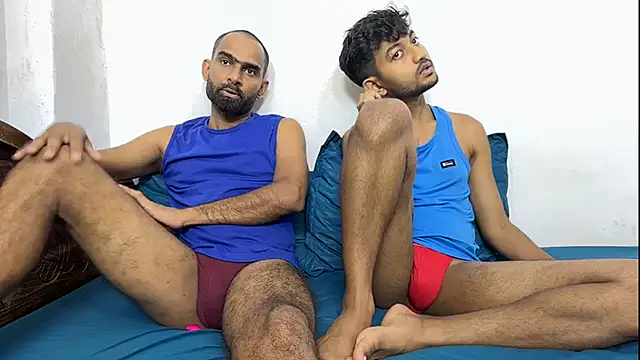 DesiDaddyandSon Show in webcam