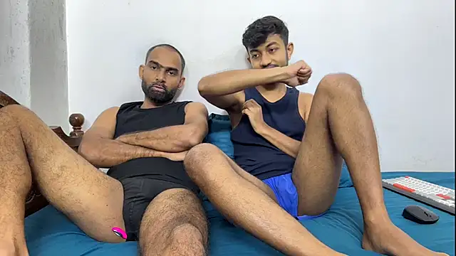 DesiDaddyandSon – Kamerová šou
