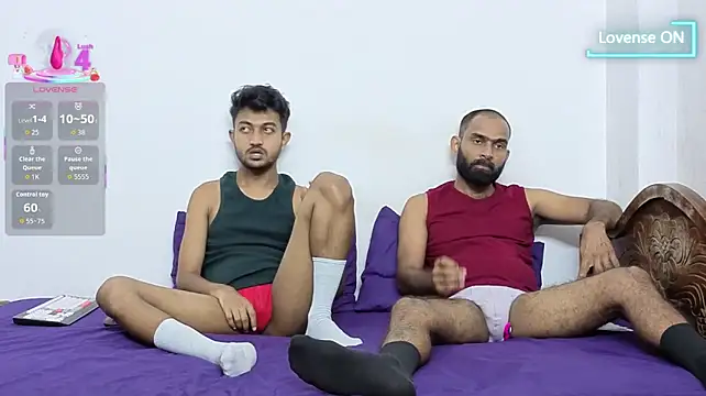عرض كام DesiDaddyandSon