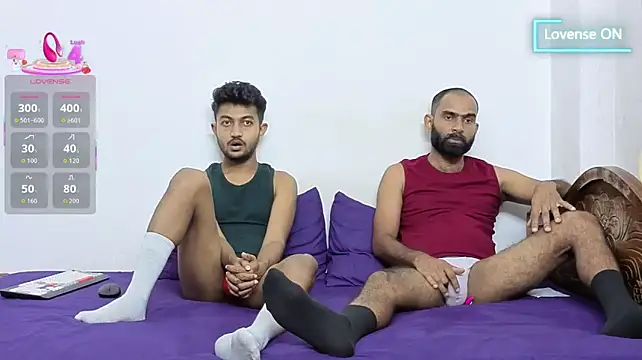Pertunjukan Kamera Web DesiDaddyandSon