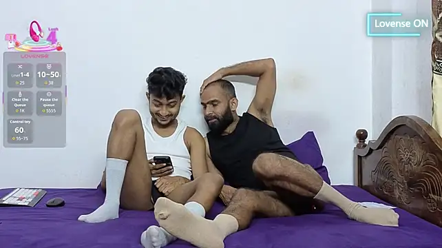 DesiDaddyandSon Pertunjukan Webcam