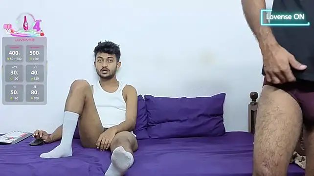 Show modela DesiDaddyandSon na web-kameri