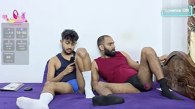 DesiDaddyandSon's Webcam Show