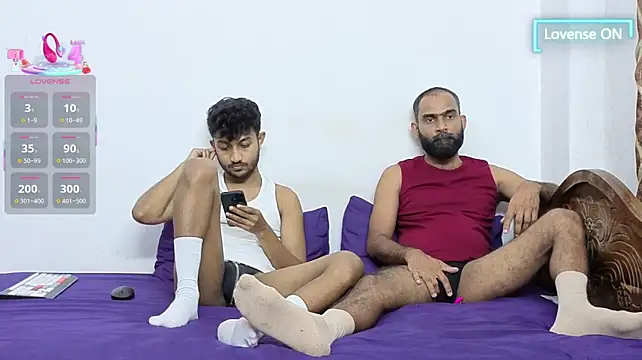 DesiDaddyandSon Webcam show
