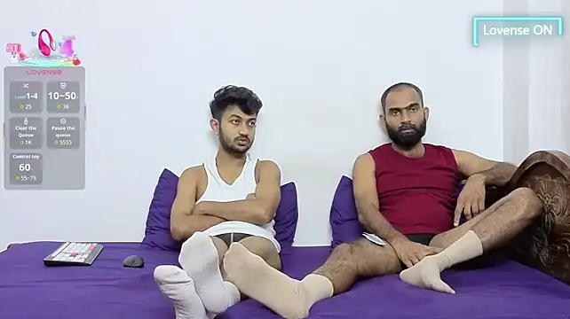 DesiDaddyandSon Pertunjukan Webcam