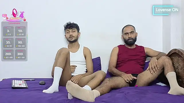 Вебкам-шоу DesiDaddyandSon
