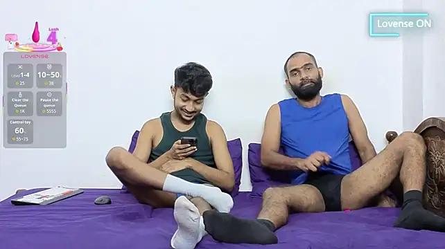 DesiDaddyandSonn Webbikameraesitys