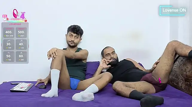 DesiDaddyandSon Show Webcam