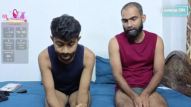 DesiDaddyandSon Adlı Modelin Web Kamerası Şovu