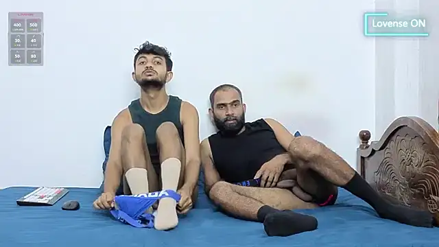 DesiDaddyandSon Show in webcam