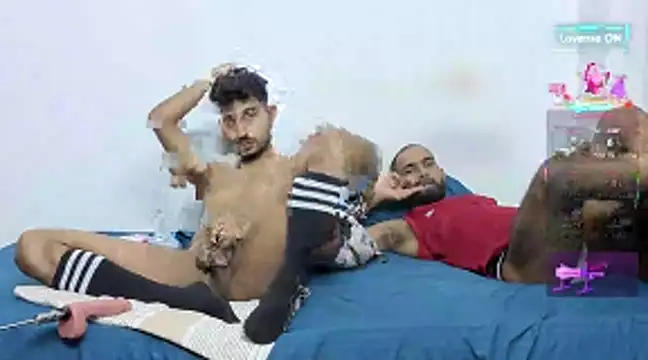 DesiDaddyandSonのウェブカメラショー