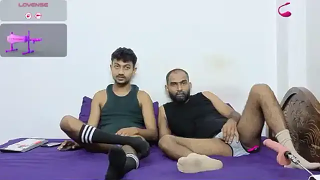 DesiDaddyandSonn Webbikameraesitys