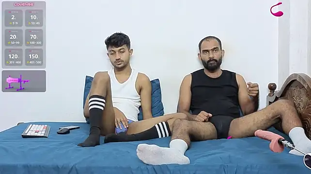 DesiDaddyandSon webcam show
