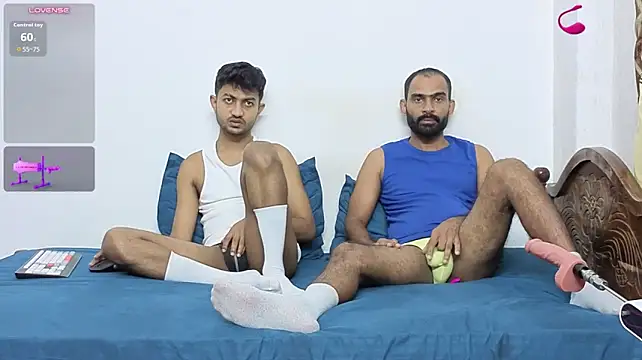 عرض كام DesiDaddyandSon