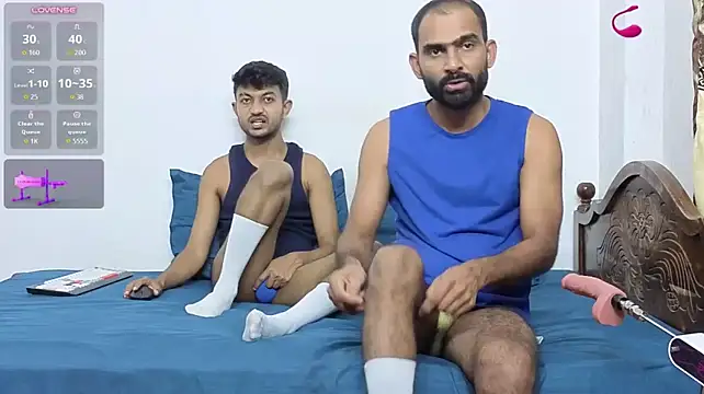 DesiDaddyandSon Шоу с уебкамера