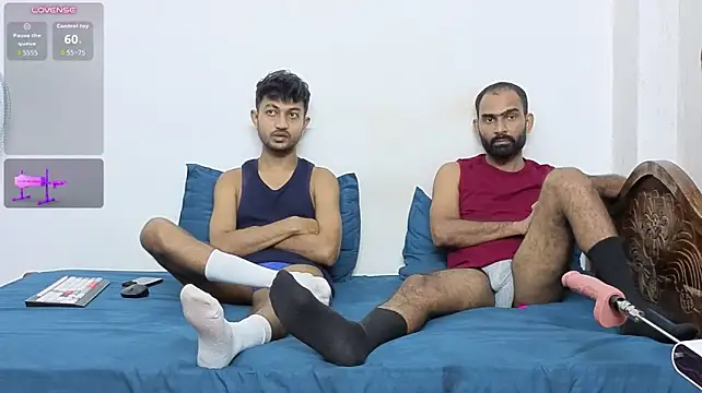 Pertunjukan Kamera Web DesiDaddyandSon