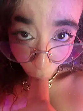 Show de Woo_isDaphne na webcam