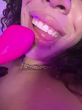 Woo_isDaphne 网络视讯表演