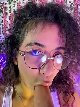 Woo_isDaphneのウェブカメラショー