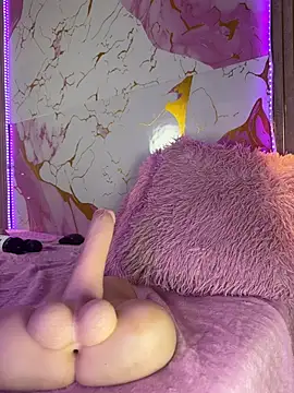 Woo_isDaphne's Webcam Show