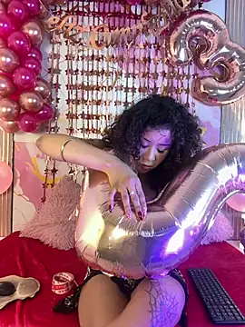 Woo_isDaphne – Naživo XXX chat