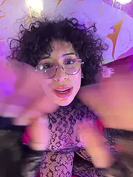 Woo_isDaphne's Webcam Show