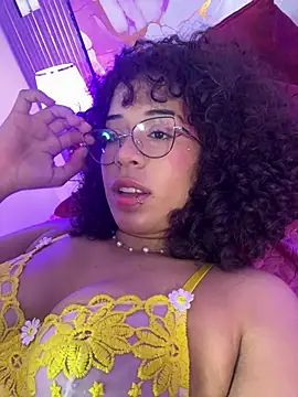 Chat XXX en directo de Woo_isDaphne