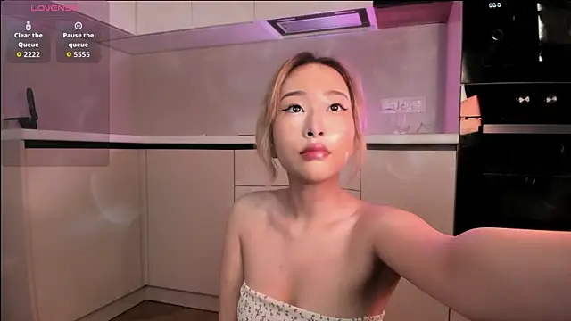 Živý XXX chat amy_akime