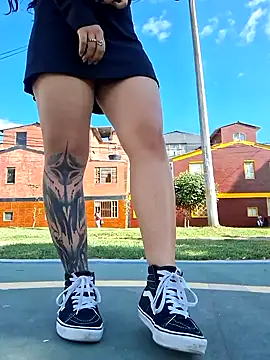 Pertunjukan Kamera Web Zafiro_glow