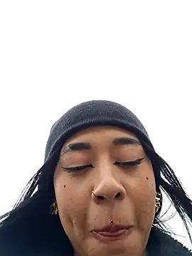 Zafiro_glow – Kamerová šou