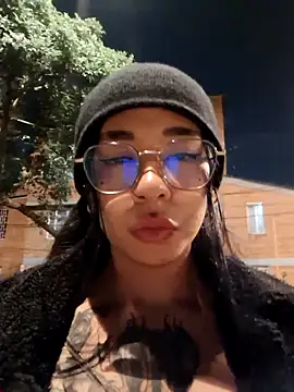 Zafiro_glow – Kamerová šou