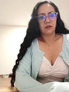 Salma-sweet Adlı Modelin Canlı XXX Sohbeti