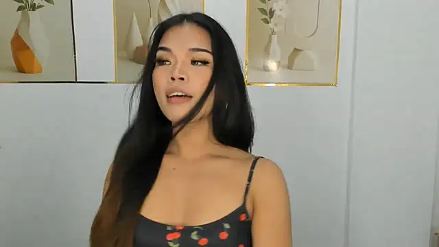 lucyvane Show Webcam