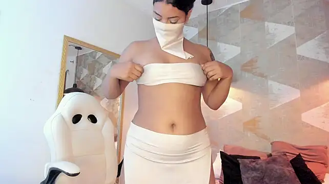 Show Webcam de LalilaBrunettee