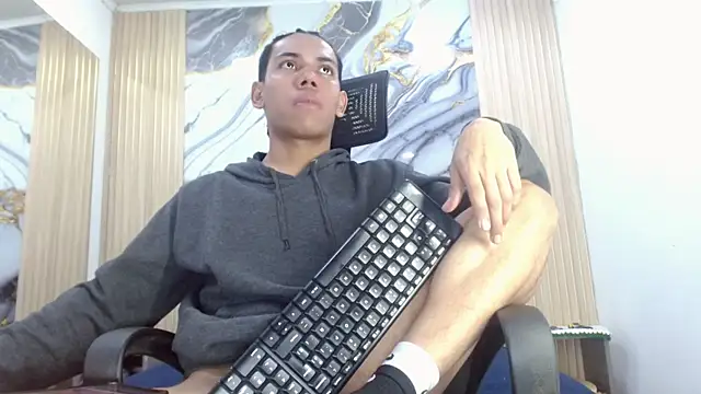 DaviidBuckx_ Adlı Modelin Web Kamerası Şovu