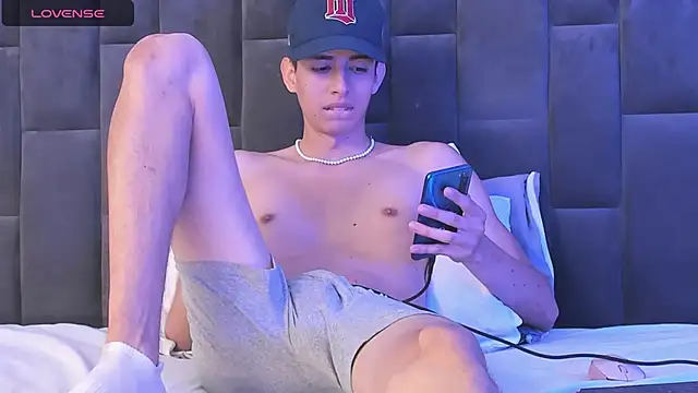 Jhonatan_Rouse Adlı Modelin Web Kamerası Şovu