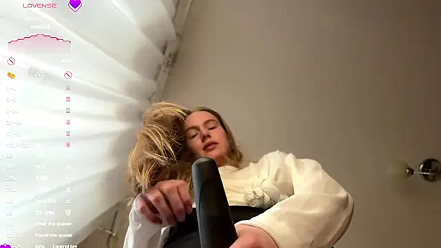 Viktoria_Vibes 网络视讯表演