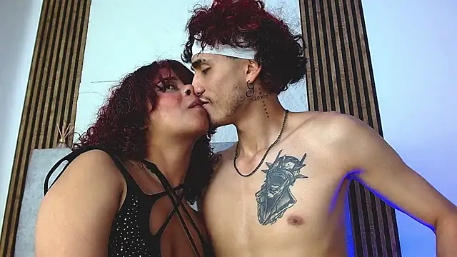 katrin_hancool Show in webcam