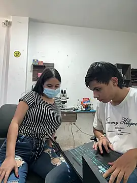 two_cam_latin – Kamerová šou