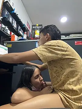 two_cam_latin webkamerás műsora