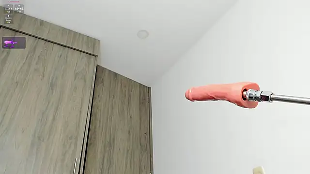 idkusethis webcam show