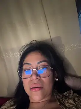 annie_monny Adlı Modelin Web Kamerası Şovu
