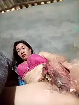 Pokazy przed kamerką – aki_xzx