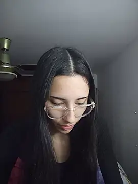 Živá chatovací místnost isaaabelaaa
