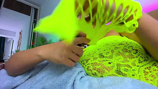 00ingrid's Live XXX Chat