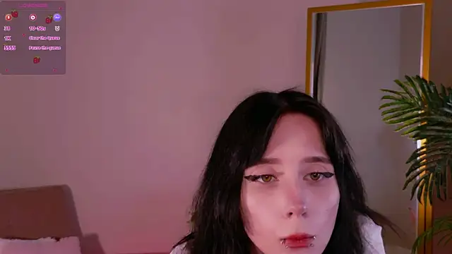 Asuka_miu Chat XXX in diretta