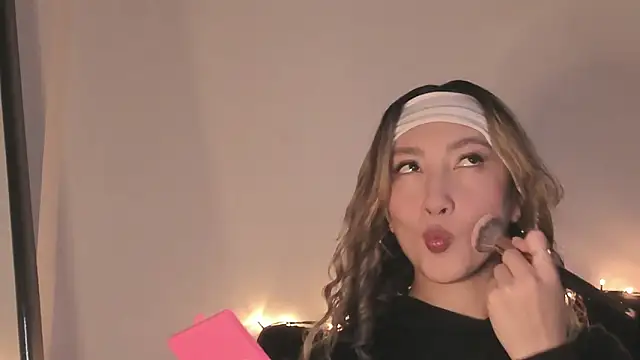 Laurenn_Sweet: онлайн-секс-чат