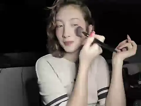 Laurenn_SweetのライブXXXチャット