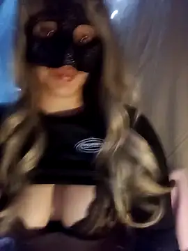 Zoe_1015 Show in webcam